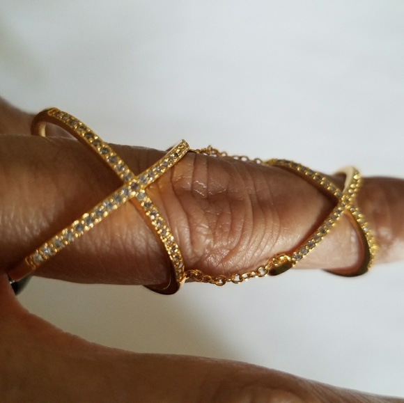 Brand new gold ring,pave crystal stones - Picture 4 of 8